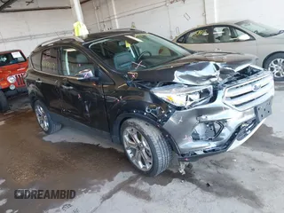 2019 Ford Escape Titanium с VIN 1FMCU9J95KUA19816, выставлен на аукционе IAAI как лот 41899819 с пробегом 71 760 миль миль и . История ставок и продаж доступна на DreamBid. Изображение 1.
