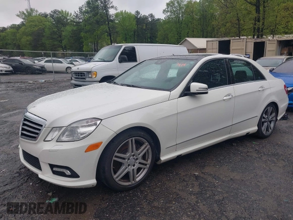 2010 Mercedes-Benz E-Class E 550 Luxury with VIN WDDHF9AB3AA182879, listed as a IAAI auction lot 41971226 with 144,192 mi miles. Bid and sale history available at carsss.com. Image 2.