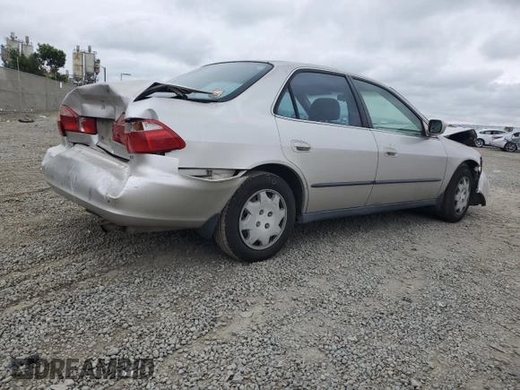 1999 Honda Accord LX z VIN JHMCG5546XC007348, wystawiony jako Copart lot #48069835 z przebiegiem 272 995 mil mil oraz Szkoda całkowita • Salvage title. Historia ofert i sprzedaży dostępna na DreamBid. Obrazek 3.