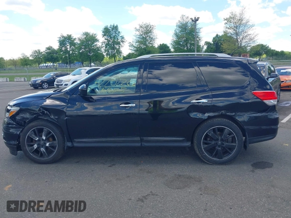 2014 Nissan Pathfinder Platinum with VIN 5N1AR2MM7EC601748, listed as a IAAI auction lot 42202262 with 167,260 mi miles and . Bid and sale history available at DreamBid. Image 14.