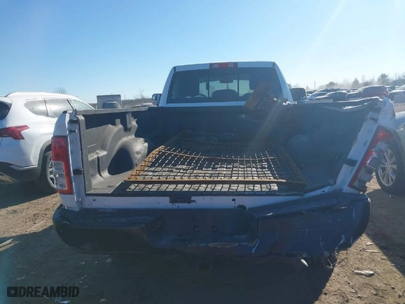 2019 Ram 2500 Tradesman with VIN 3C6MR5AJ0KG643448, listed as a IAAI auction lot 41281882 with 65,536 mi miles. Bid and sale history available at carsss.com. Image 16.