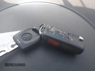 2014 Volkswagen Tiguan SE с VIN WVGAV3AX0EW598528, выставлен на аукционе IAAI как лот 42453851 с пробегом 141 869 миль миль и . История ставок и продаж доступна на DreamBid. Изображение 11.