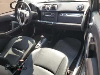 2011 Smart fortwo Pure z VIN WMEEJ3BA6BK449704, wystawiony jako Copart lot #69454434 z przebiegiem 23 581 mil mil oraz Tytuł czysty. Historia ofert i sprzedaży dostępna na DreamBid. Obrazek 8.
