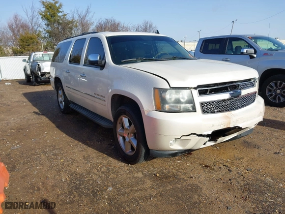 2011 Chevrolet Suburban LTZ with VIN 1GNSCKE02BR317269, listed as a IAAI auction lot 41446893 with 304,318 mi miles. Bid and sale history available at carsss.com. Image 1.