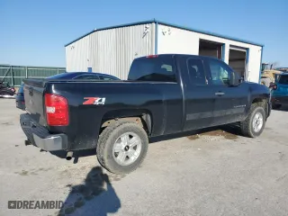 2008 Chevrolet Silverado 1500 LT w/1LT with VIN 2GCEK190781226030, listed as a Copart auction lot 48470605 with 169,707 mi miles and Salvage Title. Bid and sale history available at carsss.com. Image 3.