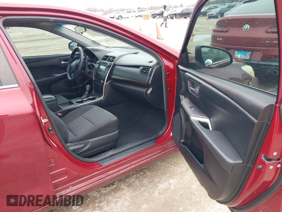 2016 Toyota Camry XLE with VIN 4T1BF1FKXGU533008, listed as a IAAI auction lot 41957727 with 184,022 mi miles. Bid and sale history available at carsss.com. Image 5.