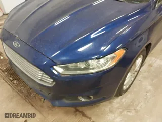 2014 Ford Fusion SE with VIN 1FA6P0HD6E5400190, listed as a IAAI auction lot 41864570 with 221,535 mi miles. Bid and sale history available at carsss.com. Image 6.
