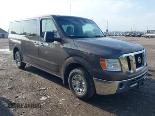 2012 Nissan NV SV z VIN 5BZAF0AA9CN200313, wystawiony jako IAAI lot #42268793 z przebiegiem 123 092 mil mil oraz . Historia ofert i sprzedaży dostępna na DreamBid. Obrazek 1.