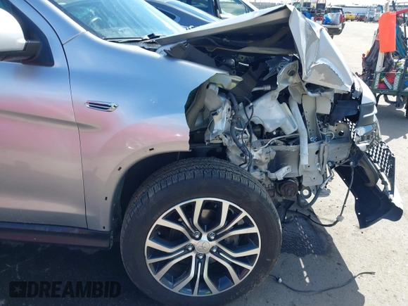2018 Mitsubishi Outlander SE with VIN JA4AR3AW1JU005095, listed as a IAAI auction lot 41834921 with 127,137 mi miles and . Bid and sale history available at DreamBid. Image 6.