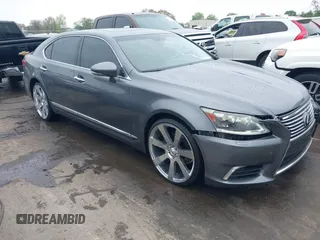 2013 Lexus LS 460 L z VIN JTHGL5EF0D5047388, wystawiony jako IAAI lot #41891171 z przebiegiem 131 496 mil mil oraz . Historia ofert i sprzedaży dostępna na DreamBid. Obrazek 1.