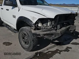 2017 Ram 1500 ST z VIN 1C6RR7FT6HS773618, wystawiony jako Copart lot #51469415 z przebiegiem 164 388 mil mil oraz Szkoda całkowita • Salvage title. Historia ofert i sprzedaży dostępna na DreamBid. Obrazek 10.