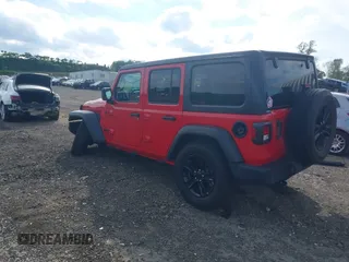 2020 Jeep Wrangler Unlimited Freedom with VIN 1C4HJXDG5LW282721, listed as a IAAI auction lot 42268956 with 47,245 mi miles and . Bid and sale history available at DreamBid. Image 3.