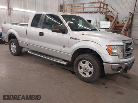 2014 Ford F-150 XL with VIN 1FTFX1ET2EKF47314, listed as a IAAI auction lot 41775865 with 167,908 mi miles. Bid and sale history available at carsss.com. Image 1.