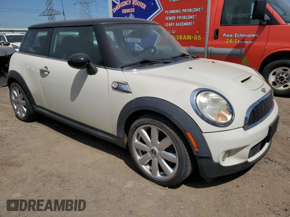 2007 MINI Hardtop S with VIN WMWMF73567TV31953, listed as a Copart auction lot 56395375 with 80,709 mi miles and Clean Title. Bid and sale history available at DreamBid. Image 4.