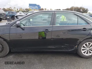 2015 Toyota Camry XLE with VIN 4T4BF1FK9FR461402, listed as a IAAI auction lot 41772628 with 92,795 mi miles and . Bid and sale history available at DreamBid. Image 14.