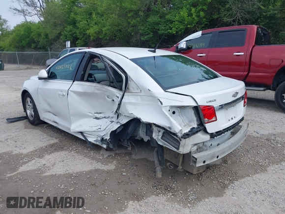 2014 Chevrolet Cruze 1LT with VIN 1G1PC5SB1E7184955, listed as a IAAI auction lot 42425326 with 144,600 mi miles and . Bid and sale history available at DreamBid. Image 3.