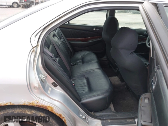 2003 Acura TL with VIN 19UUA56633A005104, listed as a IAAI auction lot 41925680 with 306,082 mi miles. Bid and sale history available at carsss.com. Image 8.