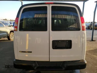 2023 Chevrolet Express Passenger LS z VIN 1GAZGNFP2P1259686, wystawiony jako Copart lot #79679114 z przebiegiem 9 322 mil mil oraz Szkoda całkowita • Salvage title. Historia ofert i sprzedaży dostępna na DreamBid. Obrazek 6.