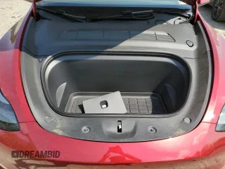 2024 Tesla Model Y Long Range с VIN 7SAYGDEE2RF197362, выставлен на аукционе Copart как лот 55239325 с пробегом 10 943 миль миль и Списание • Salvage title. История ставок и продаж доступна на DreamBid. Изображение 11.
