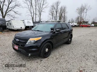 2015 Ford Utility Police Interceptor with VIN 1FM5K8AR4FGC51563, listed as a Copart auction lot 82467064 with 108,861 mi miles and Clean Title. Bid and sale history available at carsss.com. Image 2.
