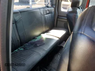 2006 Ford F-250 XL z VIN 1FTSX21PX6EB14126, wystawiony jako Copart lot #48221665 z przebiegiem Nie podano mil oraz Szkoda całkowita • Salvage title. Historia ofert i sprzedaży dostępna na DreamBid. Obrazek 10.