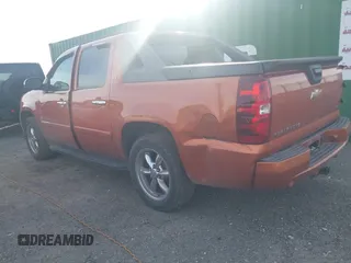 2008 Chevrolet Avalanche 2LT with VIN 3GNFK12308G264917, listed as a IAAI auction lot 41605807 with 217,462 mi miles and . Bid and sale history available at DreamBid. Image 3.