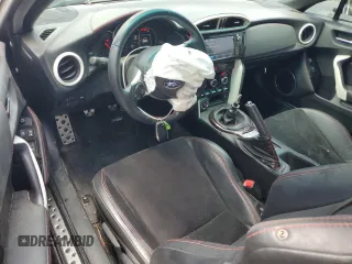 2020 Subaru BRZ Limited с VIN JF1ZCAC19L9701313, выставлен на аукционе Copart как лот 63644575 с пробегом 60 851 миль миль и Списание • Salvage title. История ставок и продаж доступна на DreamBid. Изображение 8.