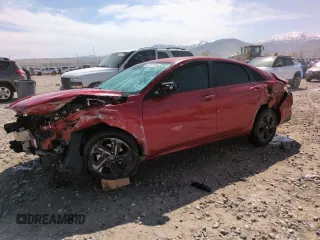 2021 Hyundai Elantra SEL z VIN KMHLM4AG6MU155893, wystawiony jako Copart lot #52731105 z przebiegiem 60 364 mil mil oraz Szkoda całkowita • Salvage title. Historia ofert i sprzedaży dostępna na DreamBid. Obrazek 1.