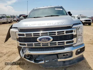 2023 Ford F-350 с VIN 1FT8W3DN5PEE00688, выставлен на аукционе Copart как лот 60504815 с пробегом 25 492 миль миль и Списание • Salvage title. История ставок и продаж доступна на DreamBid. Изображение 5.