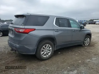 2020 Chevrolet Traverse LS z VIN 1GNERFKW2LJ186730, wystawiony jako Copart lot #43090675 z przebiegiem Nie podano mil oraz Szkoda całkowita • Salvage title. Historia ofert i sprzedaży dostępna na DreamBid. Obrazek 3.