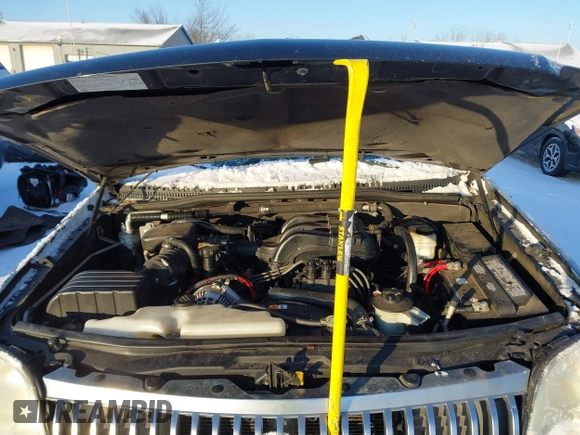 2006 Mercury Mountaineer Luxury with VIN 4M2EU47E56UJ21590, listed as a IAAI auction lot 41328194 with 216,508 mi miles. Bid and sale history available at carsss.com. Image 10.