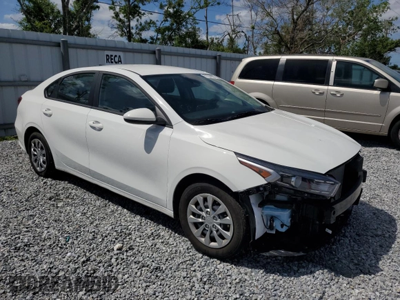 2024 Kia Forte LX with VIN 3KPF24AD7RE827656, listed as a Copart auction lot 51784995 with 0 mi miles and Non Repairable. Bid and sale history available at carsss.com. Image 4.