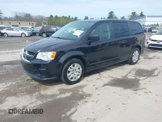 2017 Dodge Grand Caravan SE z VIN 2C4RDGBG3HR687183, wystawiony jako IAAI lot #41971615 z przebiegiem 158 201 mil mil oraz . Historia ofert i sprzedaży dostępna na DreamBid. Obrazek 2.