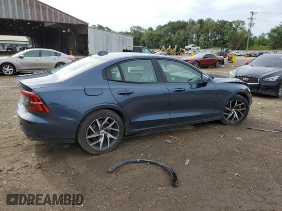 2020 Volvo S60 Momentum with VIN 7JR102FK6LG065019, listed as a Copart auction lot 59084944 with 40,449 mi miles and Salvage Title. Bid and sale history available at carsss.com. Image 3.