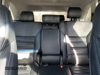 2018 Kia Sorento SX Limited z VIN 5XYPKDA57JG377866, wystawiony jako Copart lot #84375944 z przebiegiem Nie podano mil oraz Szkoda całkowita • Salvage title. Historia ofert i sprzedaży dostępna na DreamBid. Obrazek 10.