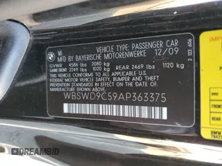 2010 BMW M3 z VIN WBSWD9C59AP363375, wystawiony jako Copart lot #82817564 z przebiegiem 130 714 mil mil oraz Czysty tytuł • Clean title. Historia ofert i sprzedaży dostępna na DreamBid. Obrazek 12.
