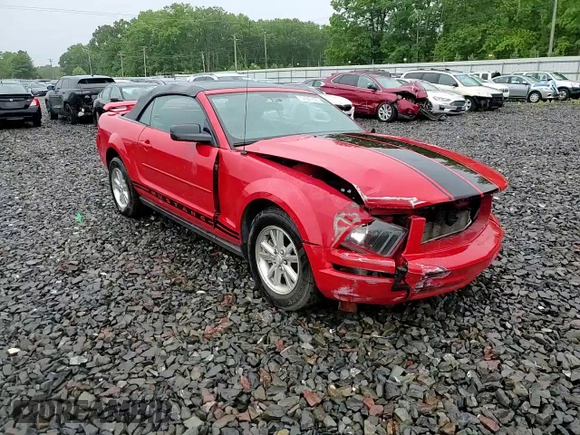 2006 Ford Mustang Standard z VIN 1ZVFT84N665244752, wystawiony jako Copart lot #58347695 z przebiegiem 116 453 mil mil oraz Szkoda całkowita • Salvage title. Historia ofert i sprzedaży dostępna na DreamBid. Obrazek 14.