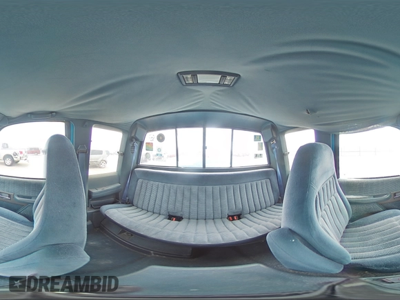 1992 GMC Sierra 2500 z VIN 2GTFK29K3N1539843, wystawiony jako Copart lot #45037335 z przebiegiem 146 355 mil mil oraz Szkody całkowita. Historia ofert i sprzedaży dostępna na DreamBid. Obrazek 13.