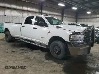 2019 Ram 3500 Tradesman z VIN 3C63RRGL4KG645912, wystawiony jako Copart lot #47485455 z przebiegiem 173 084 mil mil oraz Szkoda całkowita • Salvage title. Historia ofert i sprzedaży dostępna na DreamBid. Obrazek 4.
