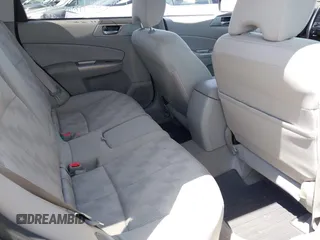 2010 Subaru Forester X Premium с VIN JF2SH6CC7AH732611, выставлен на аукционе IAAI как лот 42280071 с пробегом 171 177 миль миль и . История ставок и продаж доступна на DreamBid. Изображение 8.