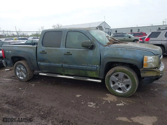 2008 Chevrolet Silverado 1500 LT w/1LT with VIN 2GCEK13J781284009, listed as a IAAI auction lot 42016023 with 152,782 mi miles. Bid and sale history available at carsss.com. Image 13.