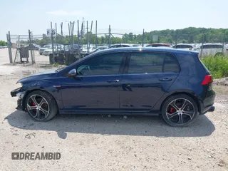 2015 Volkswagen GTI S с VIN 3VW5T7AU6FM074971, выставлен на аукционе IAAI как лот 42493618 с пробегом 102 720 миль миль и . История ставок и продаж доступна на DreamBid. Изображение 14.