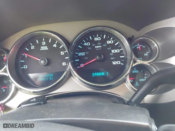 2014 Chevrolet Silverado 2500HD Work Truck with VIN 1GC1CVCGXEF140238, listed as a IAAI auction lot 41931177 with 106,803 mi miles. Bid and sale history available at carsss.com. Image 7.