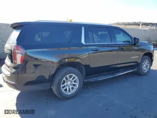 2021 Chevrolet Suburban LT with VIN 1GNSCCKD0MR132993, listed as a Copart auction lot 88129455 with 166,216 mi miles and Salvage Title. Bid and sale history available at carsss.com. Image 3.