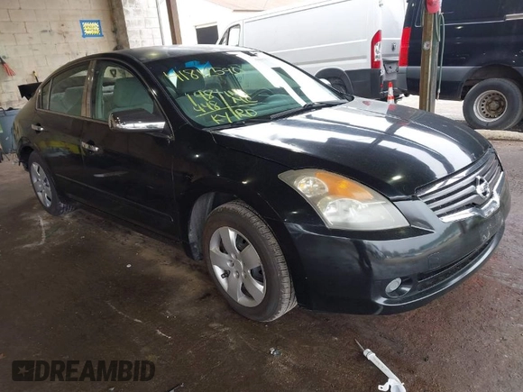 2008 Nissan Altima 2.5 S with VIN 1N4AL21E08C224077, listed as a IAAI auction lot 41812590 with 148,448 mi miles. Bid and sale history available at carsss.com. Image 1.
