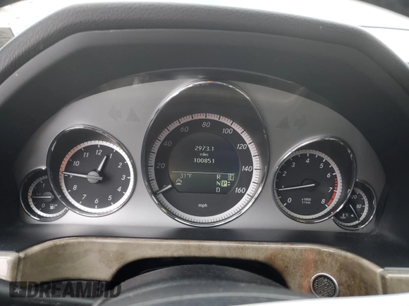 2011 Mercedes-Benz E 550 Luxury with VIN WDDHF9AB9BA351076, listed as a Copart auction lot 46124315 with 100,851 mi miles and Clean title. Bid and sale history available at DreamBid. Image 9.