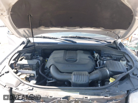 2011 Jeep Grand Cherokee Overland with VIN 1J4RR6GGXBC526649, listed as a IAAI auction lot 42162327 with 185,129 mi miles and . Bid and sale history available at DreamBid. Image 10.