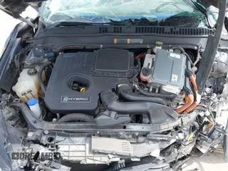 2018 Ford Fusion Hybrid SE with VIN 3FA6P0LU1JR116139, listed as a IAAI auction lot 41933594 with 83,000 mi miles. Bid and sale history available at carsss.com. Image 10.
