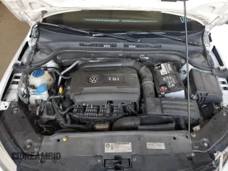 2015 Volkswagen Jetta SE with VIN 3VWD17AJ5FM256703, listed as a Copart auction lot 62699375 with 130,247 mi miles and Salvage title. Bid and sale history available at DreamBid. Image 11.