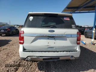 2021 Ford Expedition XLT z VIN 1FMJU1HT8MEA02693, wystawiony jako Copart lot #52815055 z przebiegiem 67 767 mil mil oraz Szkoda całkowita • Salvage title. Historia ofert i sprzedaży dostępna na DreamBid. Obrazek 6.